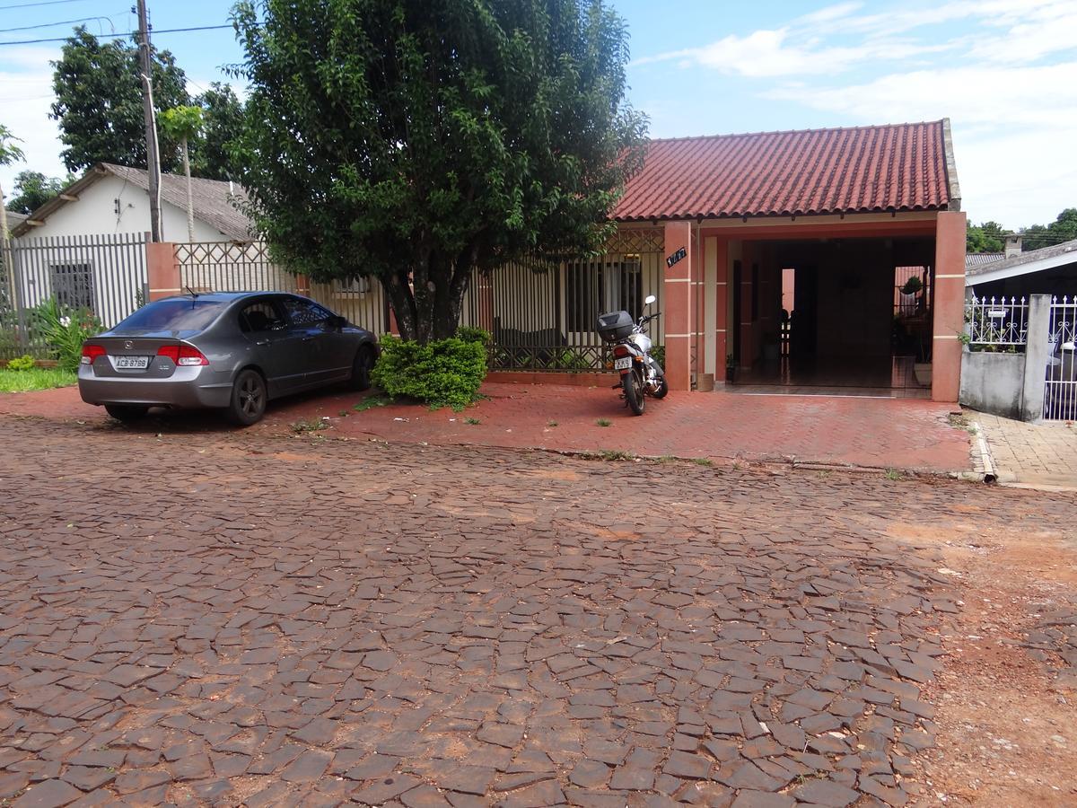 Casa Da Helo Quartos Em Foz Ξενοδοχείο Φοζ ντο Ιγκουασού Εξωτερικό φωτογραφία